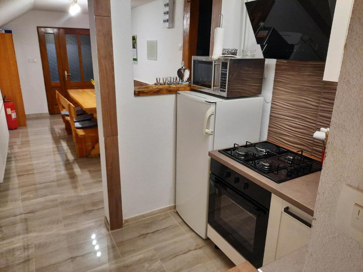 Kuca Za Odmor Dikka Brusane Lika Exteriér fotografie